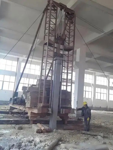 錨桿靜壓樁施工