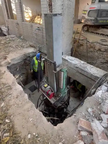 錨桿靜壓樁施工